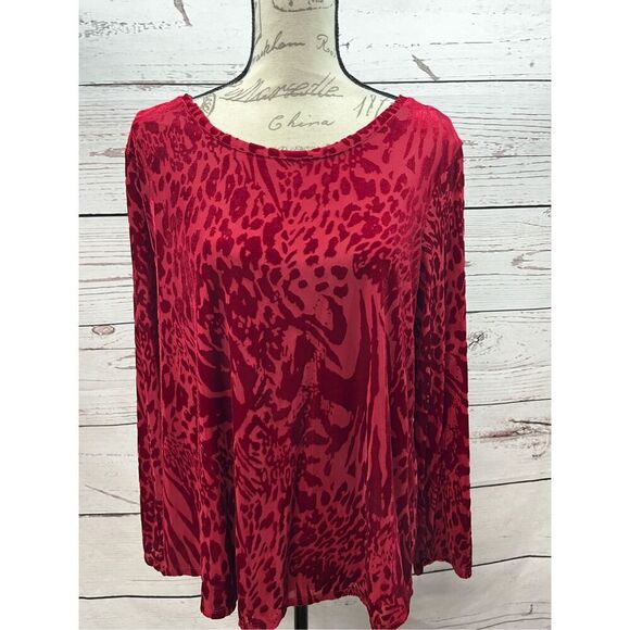 Simply Vera Vera Wang Tops - Simply Vera Vera Wang XXL red long sleeve top with velvety embellishment design